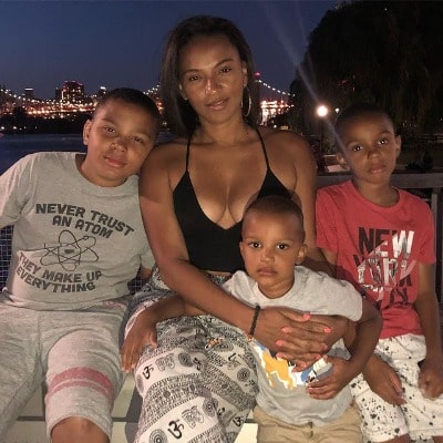 Jamison Pankey with his mother Tara Wallace and two younger brothers